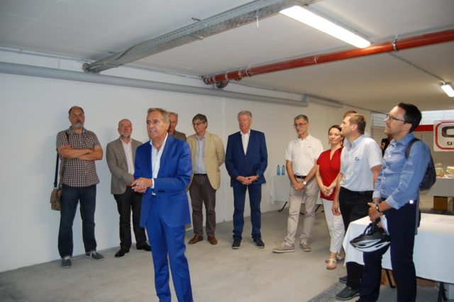 Stefano Ruele, direttore di Coopbund e alcune autorità presenti alla cerimonia