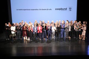 50 anni – La nostra esperienza cooperativa. Ein Gewinn für alle – 50 Jahre Coopbund Alto Adige Südtirol